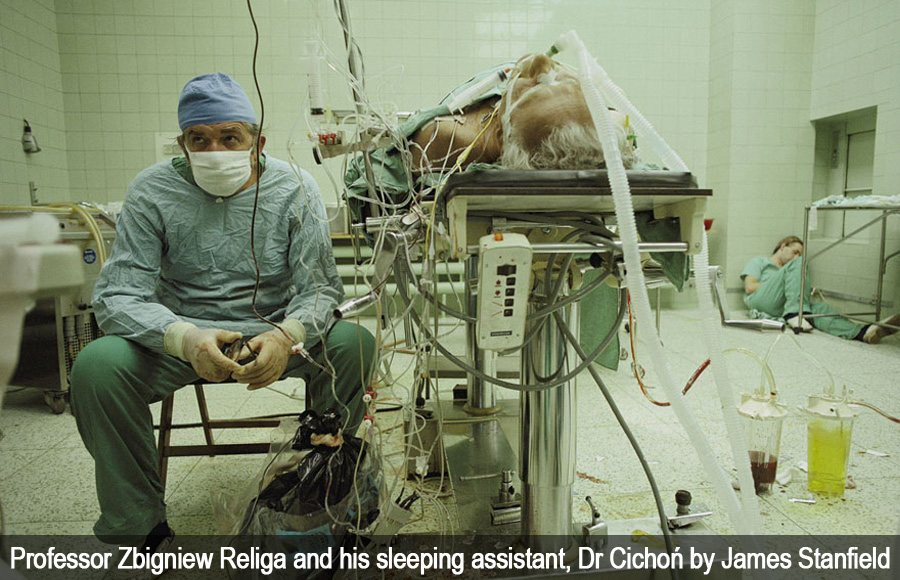 Professor Zbigniew Religa and his sleeping assistant, Dr Cichoń.  They had just performed 2 successful heart transplants over 23 hours of surgery